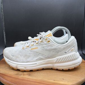 Brooks Adrenaline GTS 23 Womens Size 8 Running Shoes Beige Sneakers